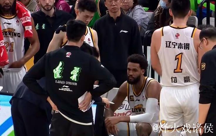 杨鸣谈惨败广厦：人员更迭引质疑，但老辽宁精神未丢